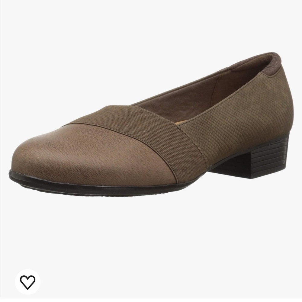 Trotters Women's Melinda Ballet Flat; Size 8
